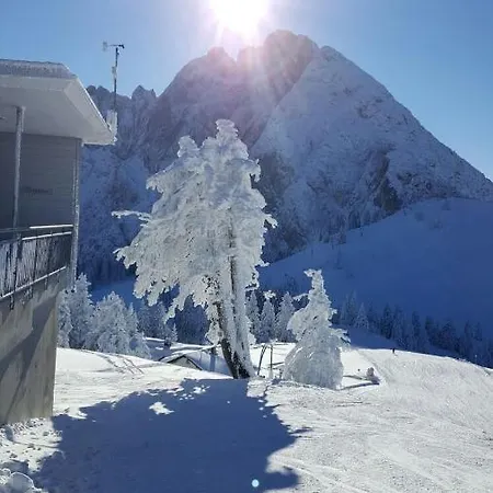 Pensjonat Gaestehaus Walpurga Rußbach am Paß Gschütt