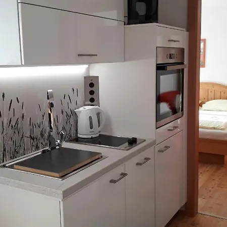 Gastehaus Walpurga 3*